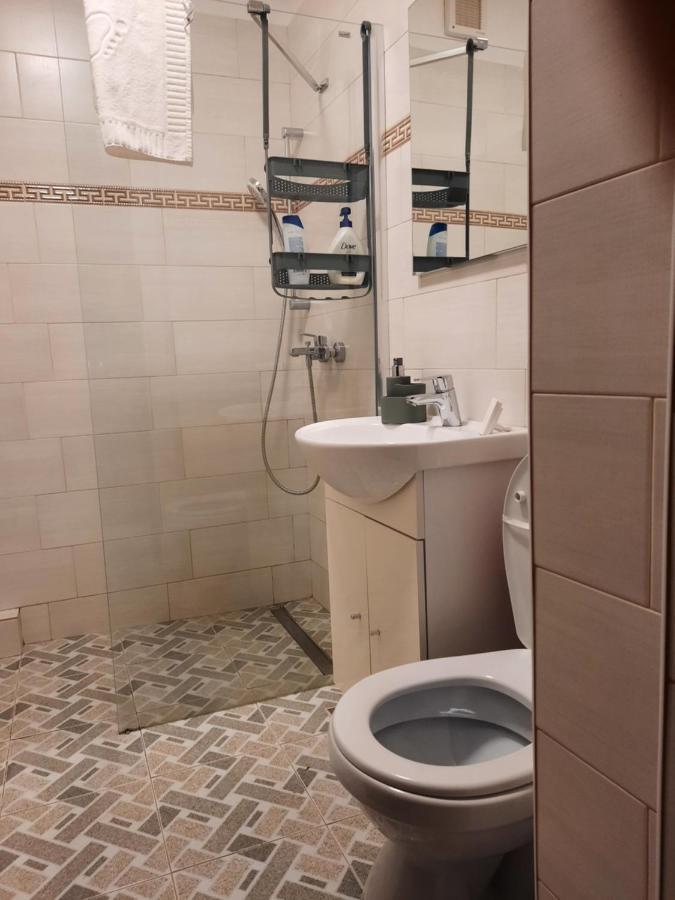 Апартаменты Apartament Zona Centrala Хунедоара Экстерьер фото